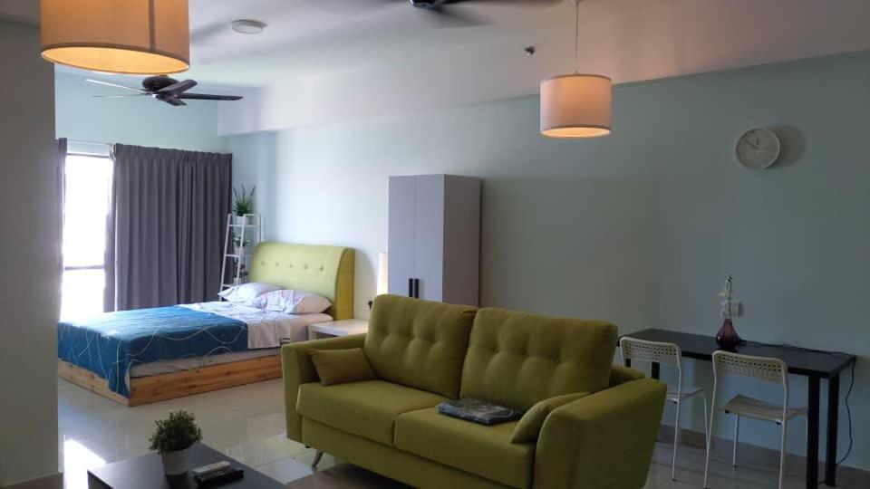 Cozy Studio Unit,Cyberjaya,Wifi, Netflix,Free Parking מראה חיצוני תמונה