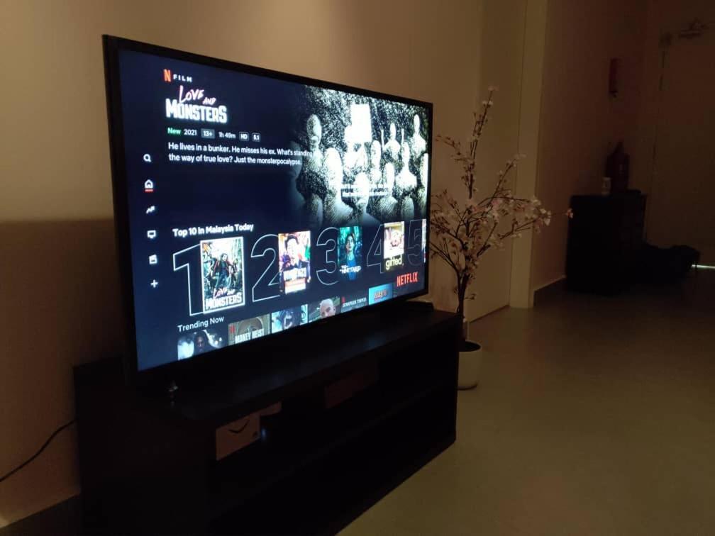 Cozy Studio Unit,Cyberjaya,Wifi, Netflix,Free Parking מראה חיצוני תמונה
