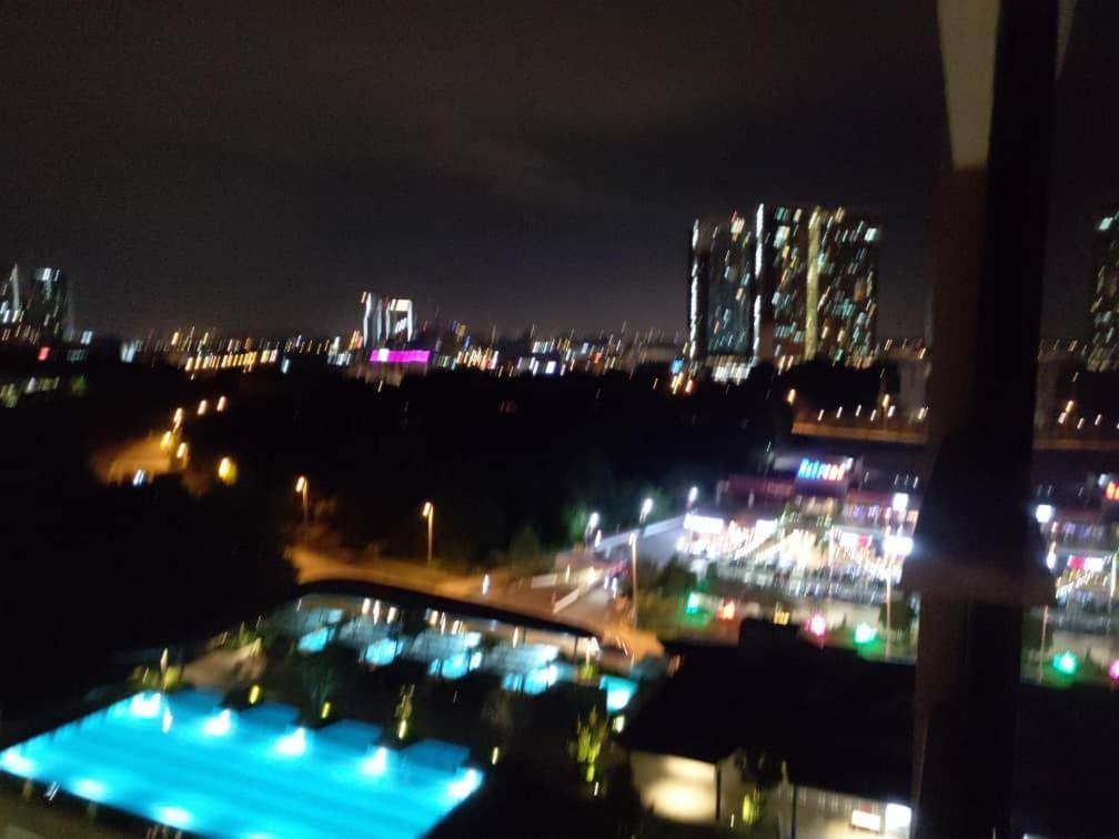 Cozy Studio Unit,Cyberjaya,Wifi, Netflix,Free Parking מראה חיצוני תמונה