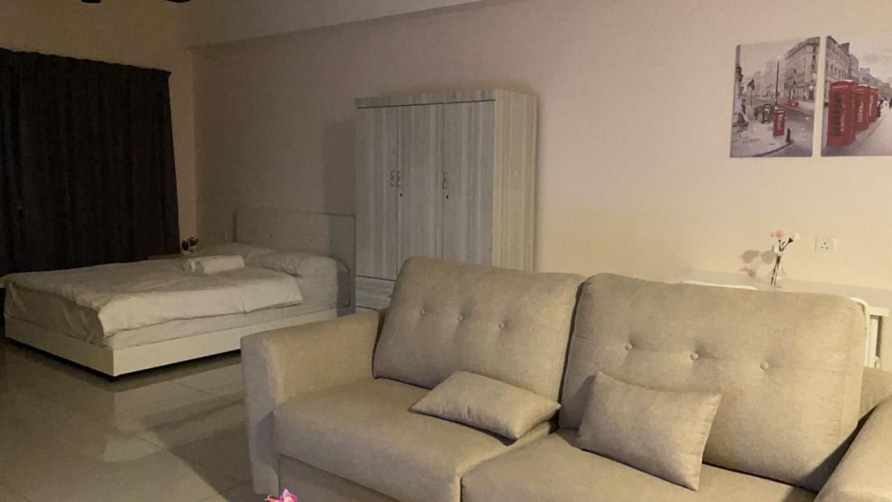 Cozy Studio Unit,Cyberjaya,Wifi, Netflix,Free Parking מראה חיצוני תמונה