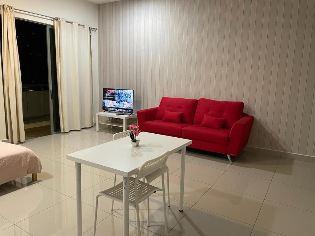 Cozy Studio Unit,Cyberjaya,Wifi, Netflix,Free Parking מראה חיצוני תמונה