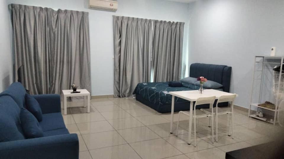 Cozy Studio Unit,Cyberjaya,Wifi, Netflix,Free Parking מראה חיצוני תמונה